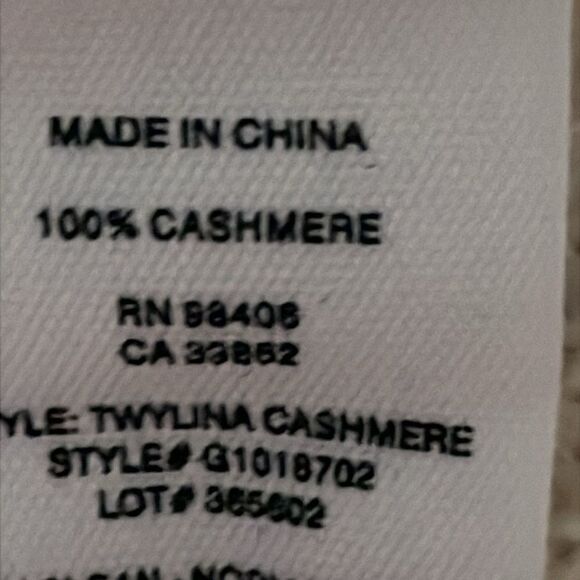 Theory Cream Colored Cashmere Twylina Open Back Sweater - Picture 6 of 6